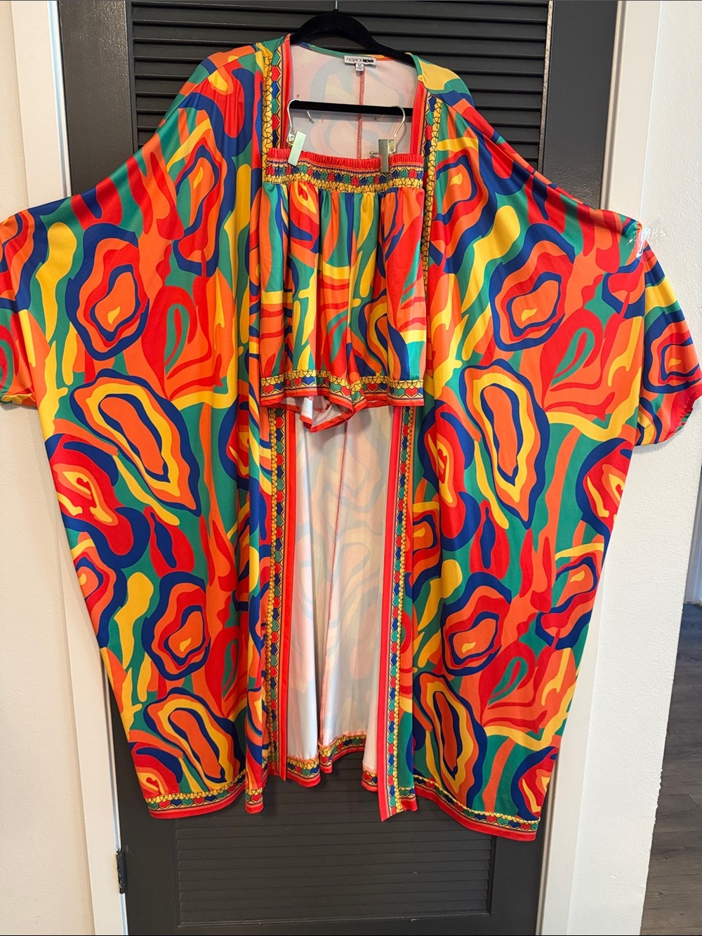 Vibrant Multicolor Abstract Print Kimono Cover-Up with matching shorts